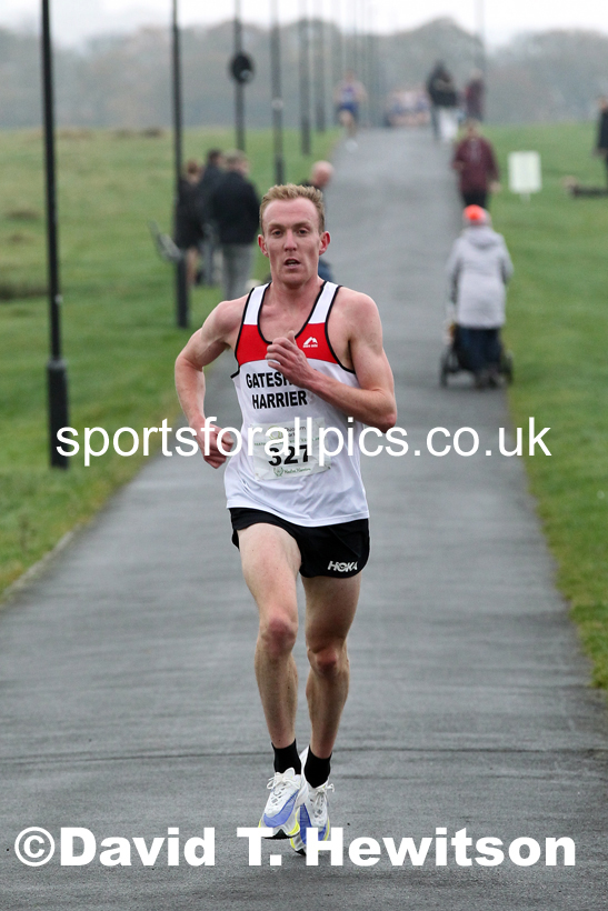 Senior Mens and Womens 2021 Heaton Memorial 10k Road Race, Town Moor, Newcastle. Photo: David T. Hewitson/Sports for All Pics